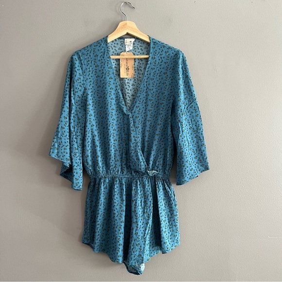 Natural Life Women’s Short Sleeve Romper Floral Beachy Boho Coastal Blue Small - Picture 1 of 14
